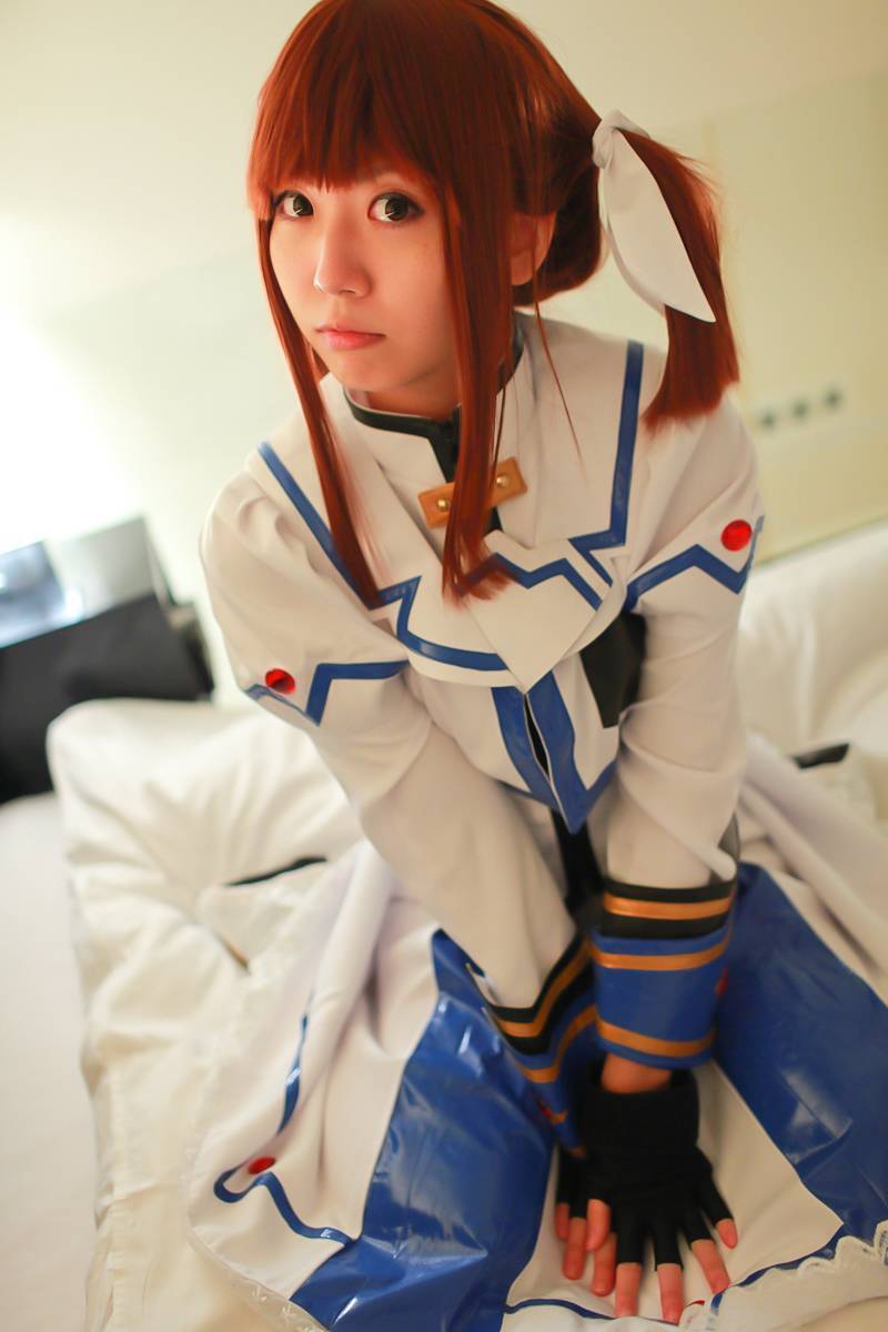[Cosplay]  Hot Maho Shojo Lyrical Nanoha 诱惑的动作